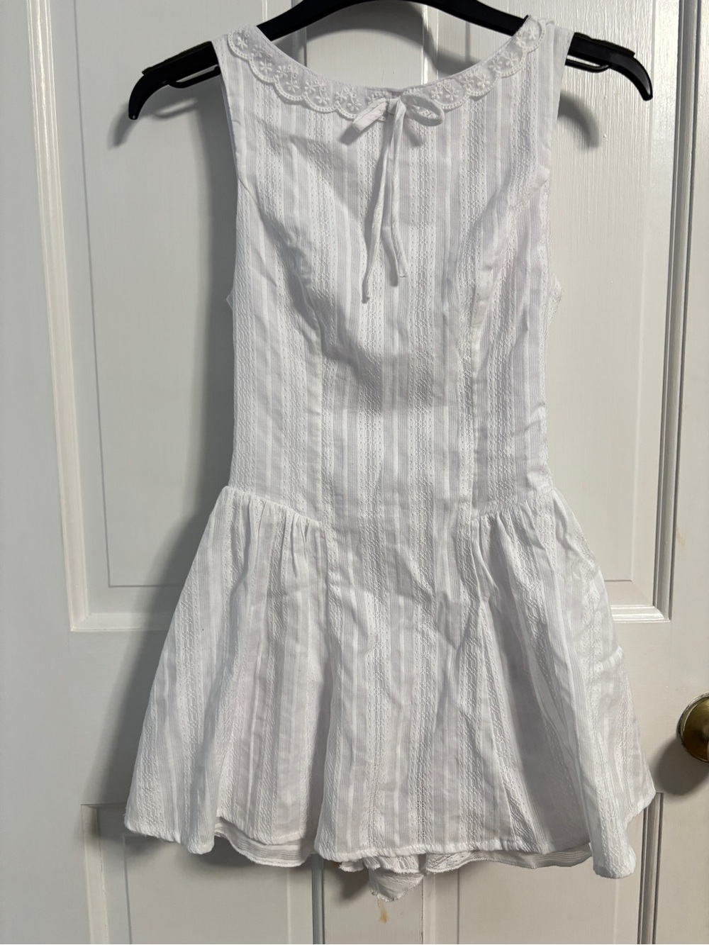 Altar’d State Madelynne White Lace Romper XXS NWT